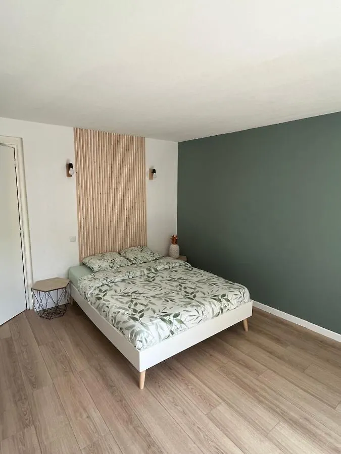 Le Central : Appartement Cosy Et Calme Saint-Germain-de-Joux France